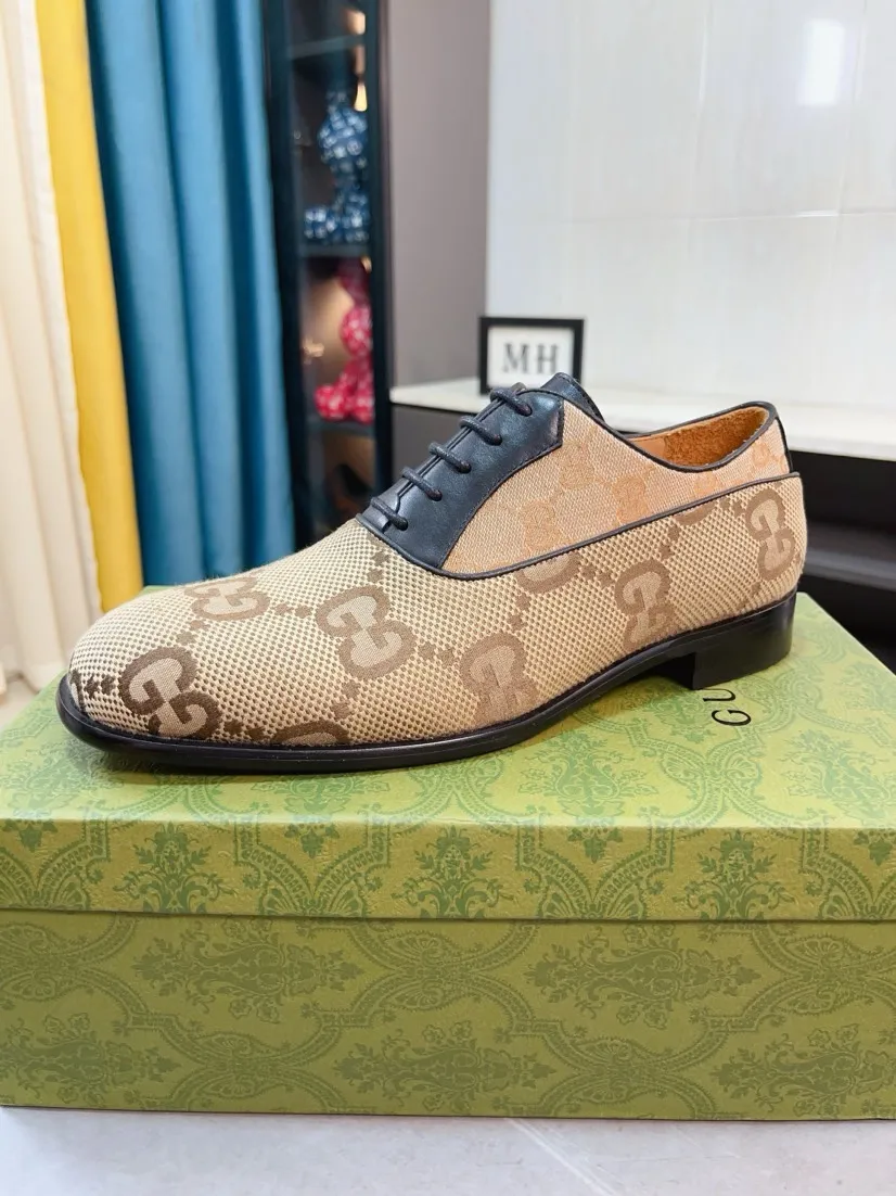 Men's Men's Shoes💰458🌹🌹Cowhide [GUCCI Gucci] Gucci leather shoes are the most popular classic. Synchronized with the official website, the upper is made of Italian calfskin ➕cowhide lining, with unique brand and unique craftsmanship. Highlighting the hot style of the new year. Stop hesitating, stop wandering, get it now. Number: 38--44